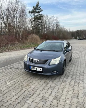 toyota avensis świętokrzyskie Toyota Avensis cena 32500 przebieg: 170000, rok produkcji 2009 z Radzymin